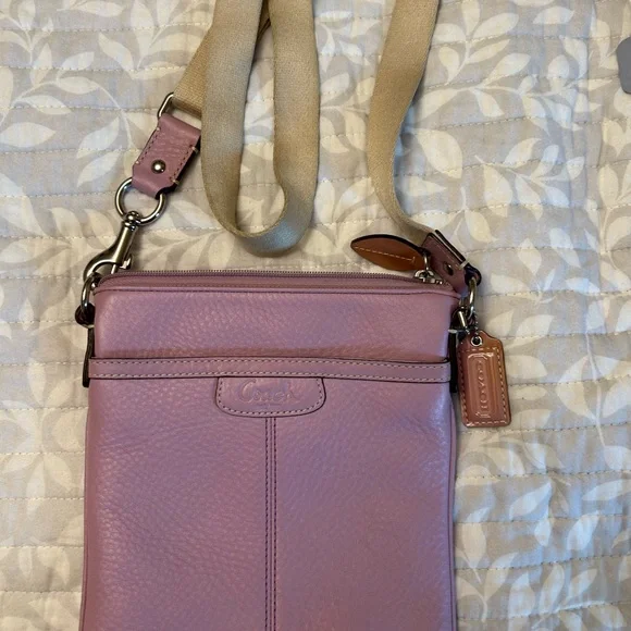 Vintage Coach Pebbled Leather Crossbody Bag -Small - Picture 11 of 16